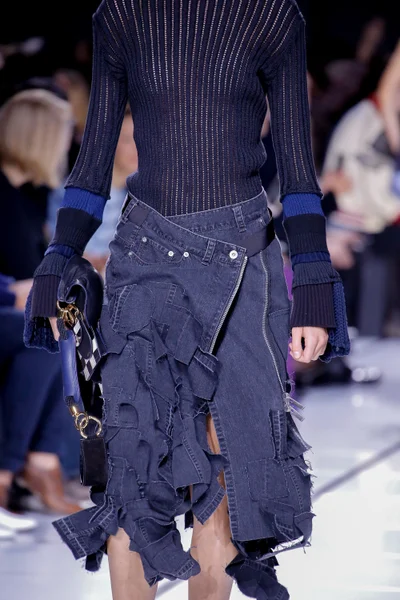 Look 69